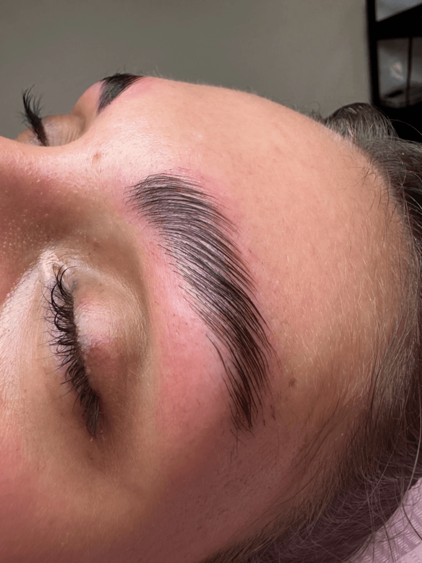 Laminace obočí a lashlift — foto 11