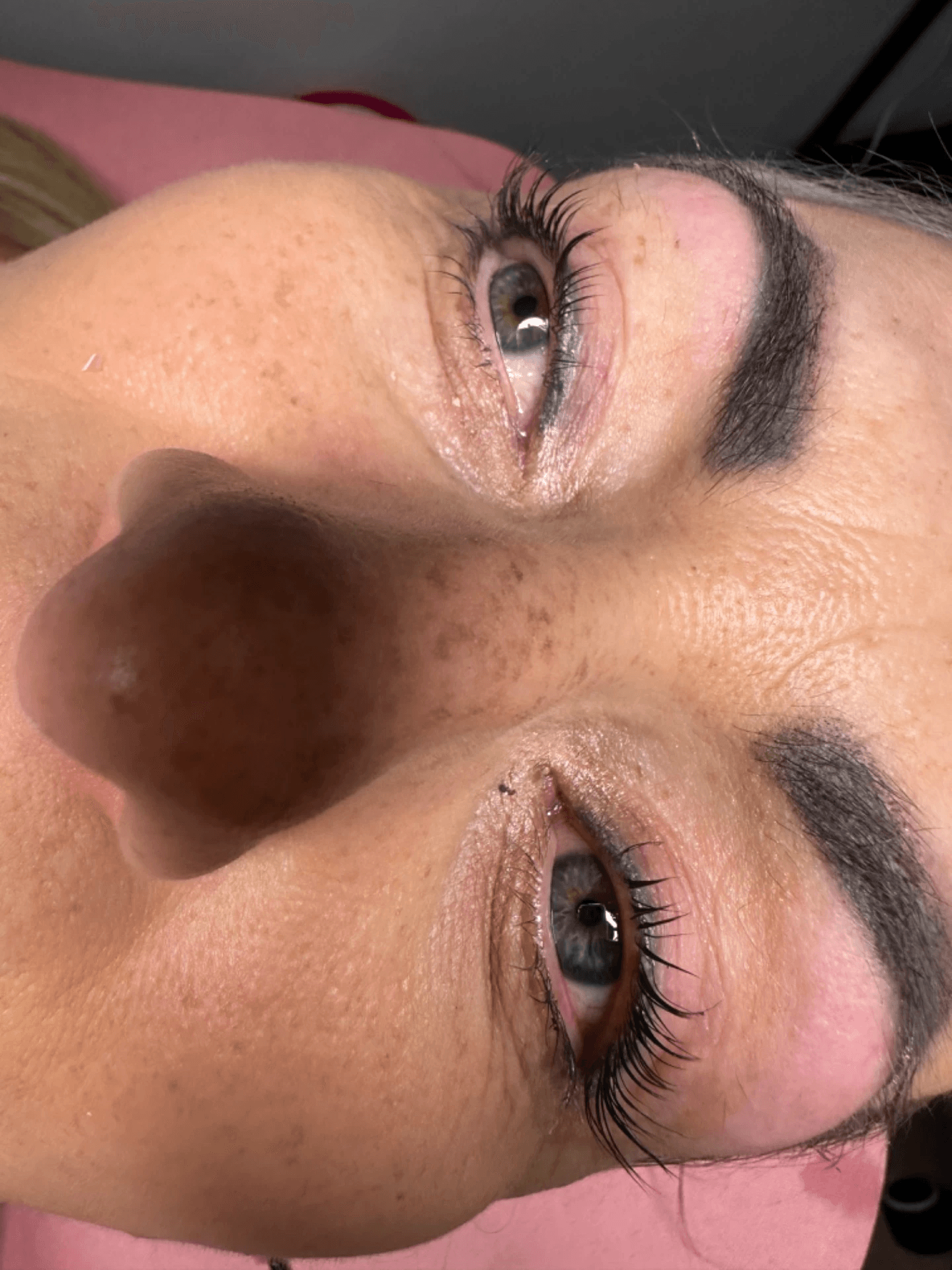 Laminace obočí a lashlift — foto 8